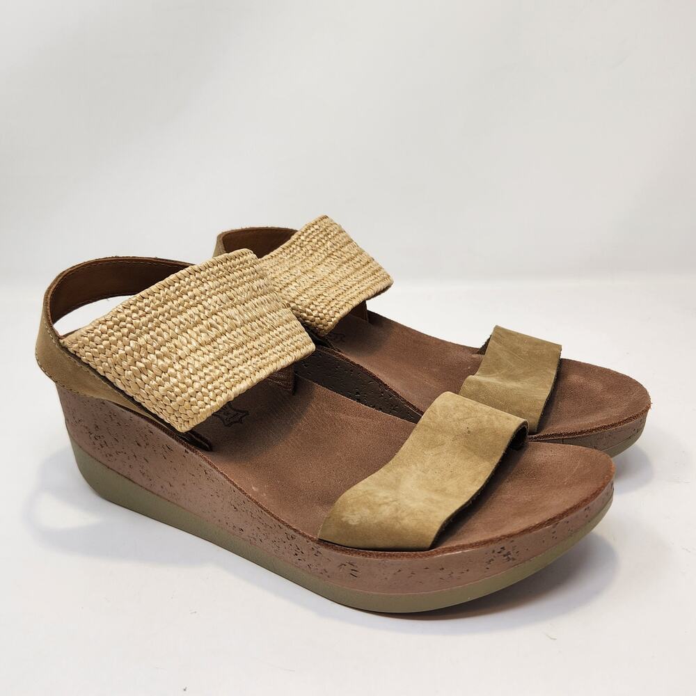 Fantasy Sandals Destiny Wedge Sandals Women Size 38 US 7.5 Sahara Tan Strappy